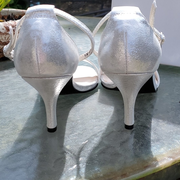 David's Bridal shoes - Picture 5 of 8